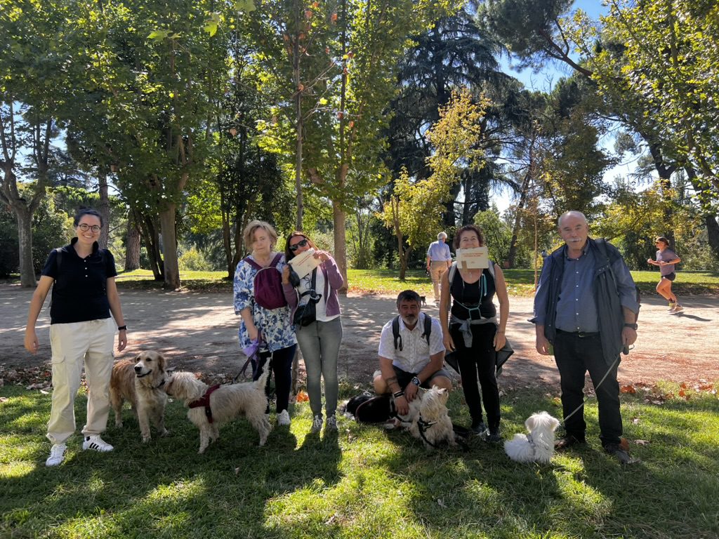 PASEO CON PERROS, ADIESTRAMIENTO Y PARK QUIZ EN EL PARQUE TIERNO GALVÁN